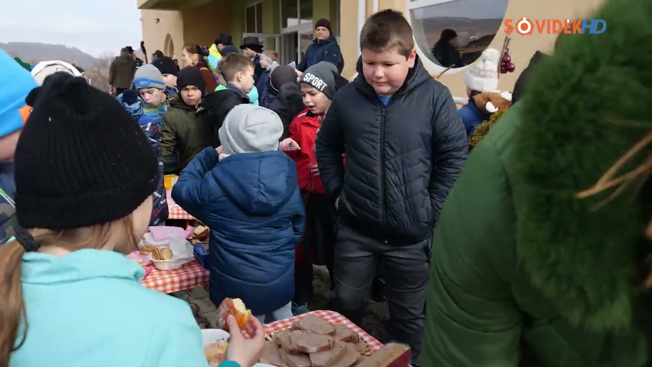 FARSANGI HAGYOMÁNYOK