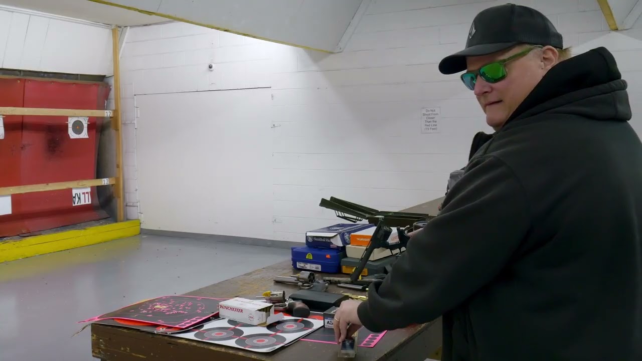 Harrington & Richardson (H&R) top break .22 LR 9 shot