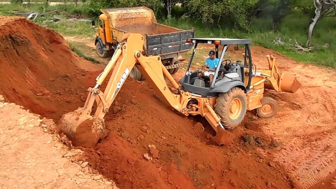 SELEMIAS   corte em talude e aterro de lago