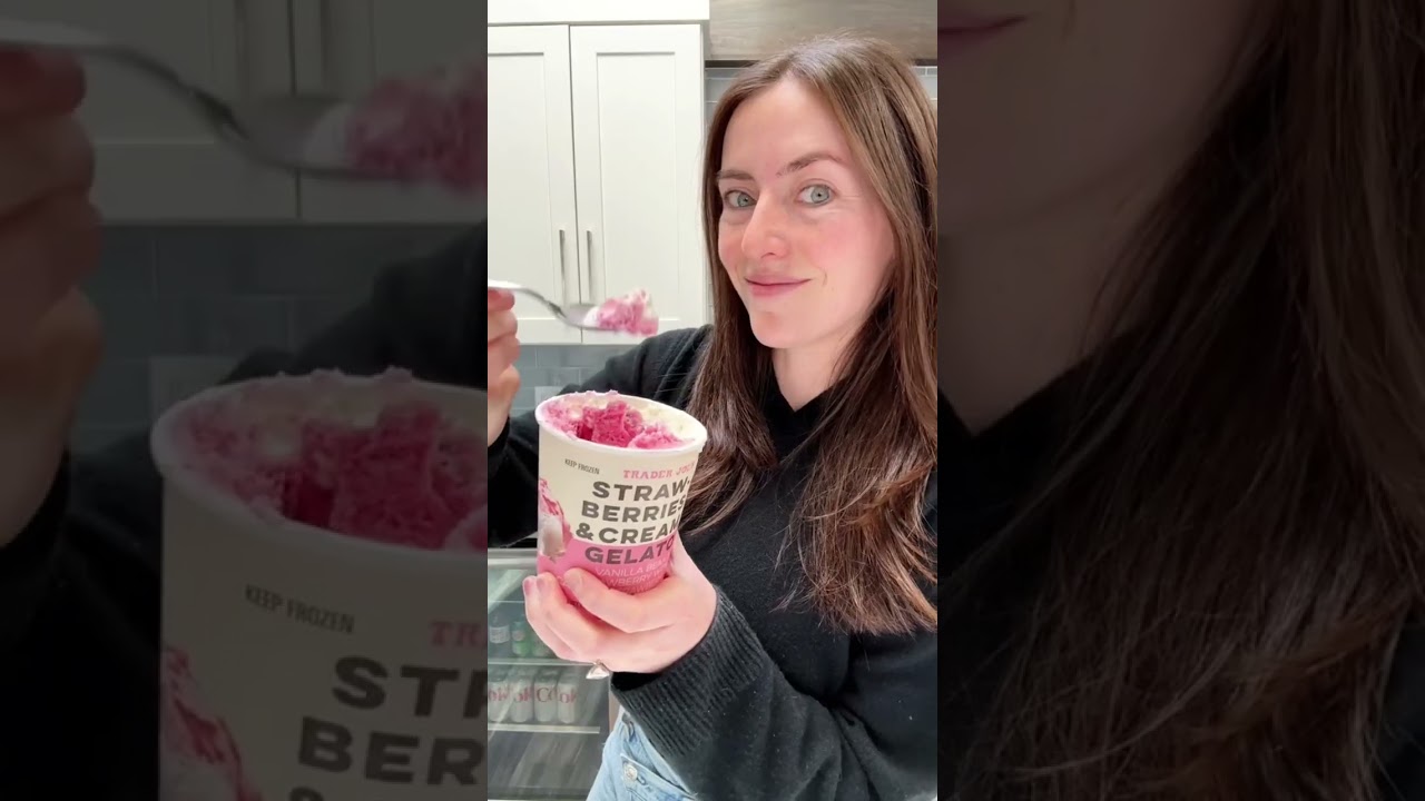 Trader Joe&rsquo;s 🚨NEW🚨 Strawberries & Cream Gelato Review 🍓🍦