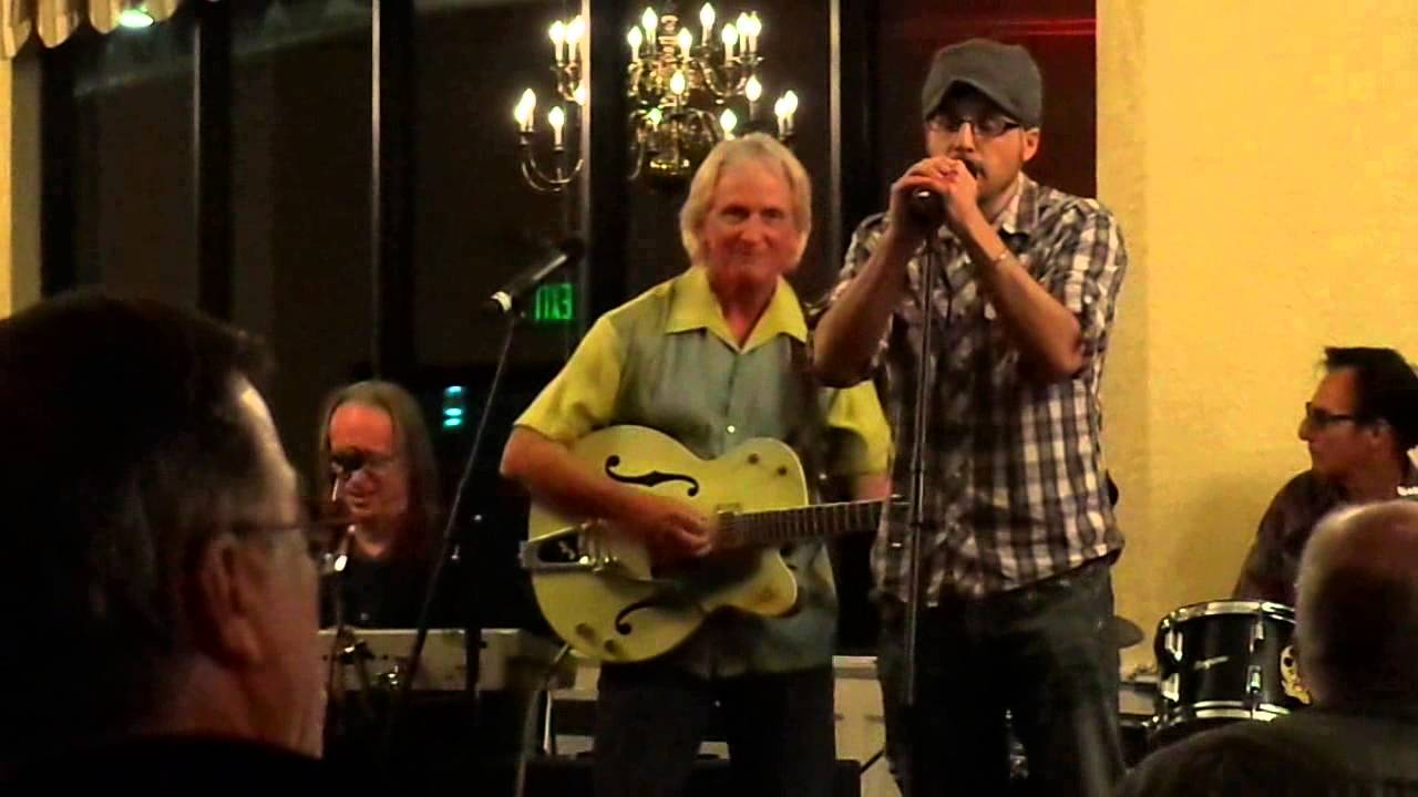Sam Nelson singing Garden Party at the Rick Nelson 75th birthday tribute.