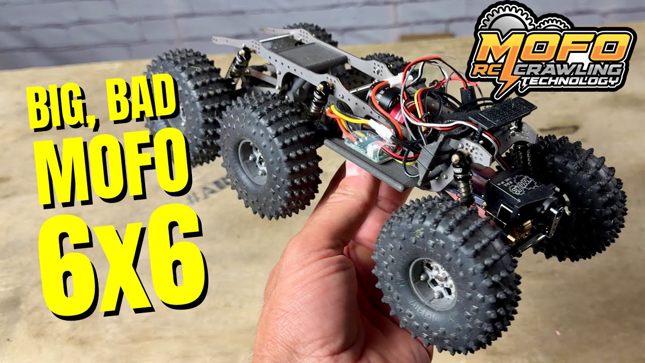 We Built a SCX24 6x6 – And It’s Awesome!