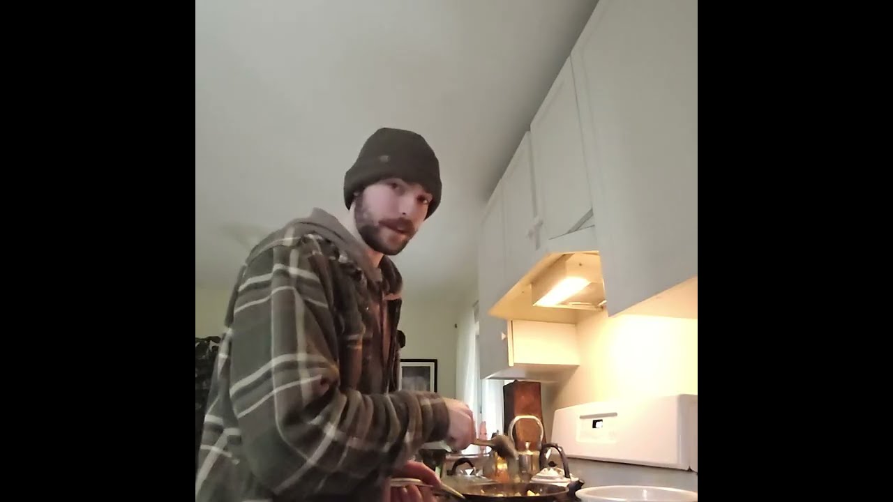 Subtlety and The Last of Us while making gnocchi