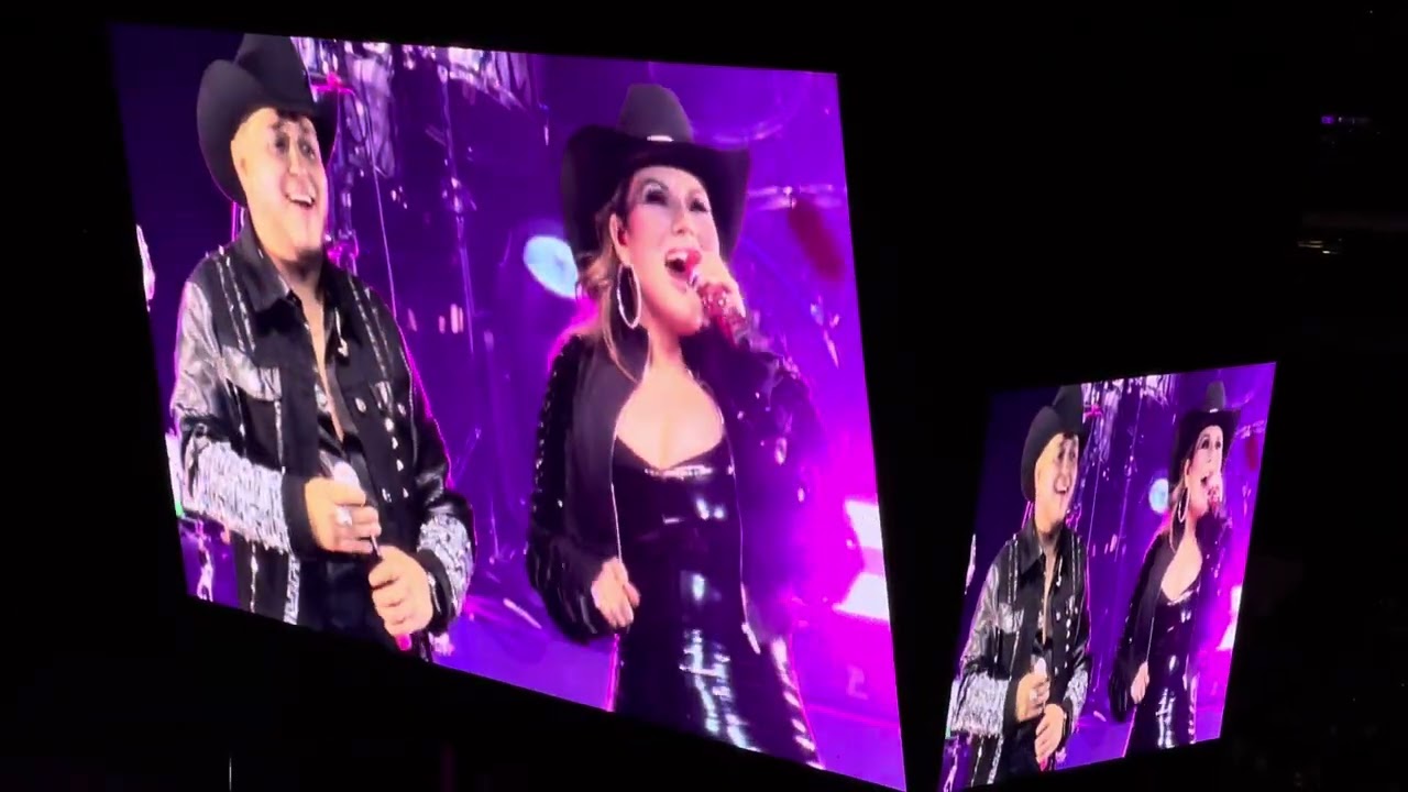 Alacranes Musical & Diana Reyes - El sol no regresa (En vivo Arena CDMX)