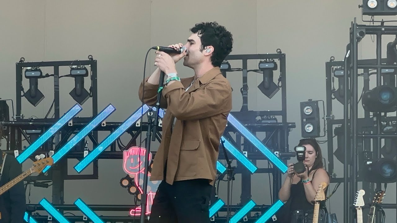 how to live [live debut] | del water gap (lollapalooza chicago 2025)