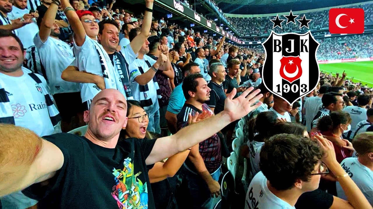 Canadians first experience at a Turkish football match! 🇹🇷