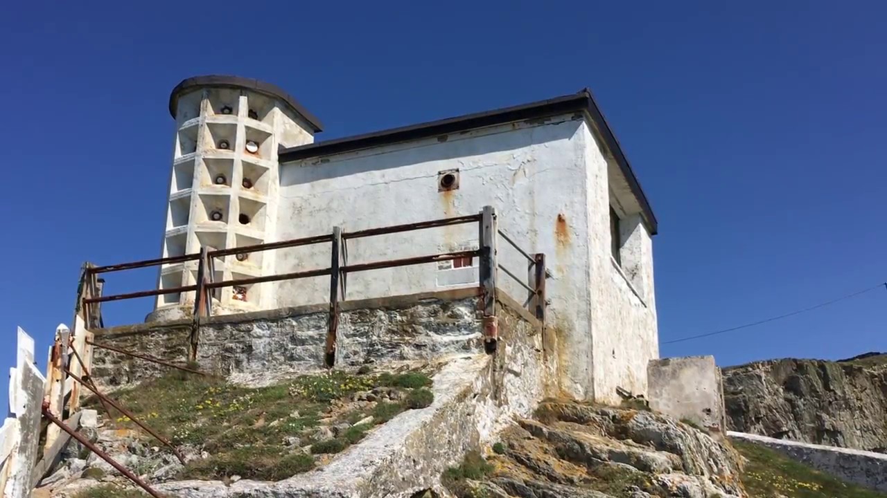 Stunning walk to North Stack fog warning station on Anglesey on a beautiful sunny day
