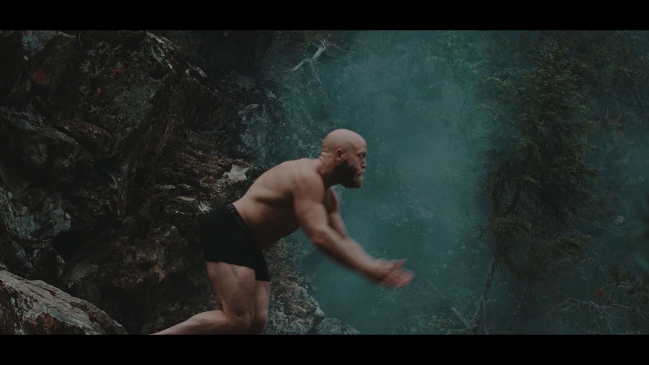 Stuping i Korpereiret (Cliff diving in Korpereiret)
