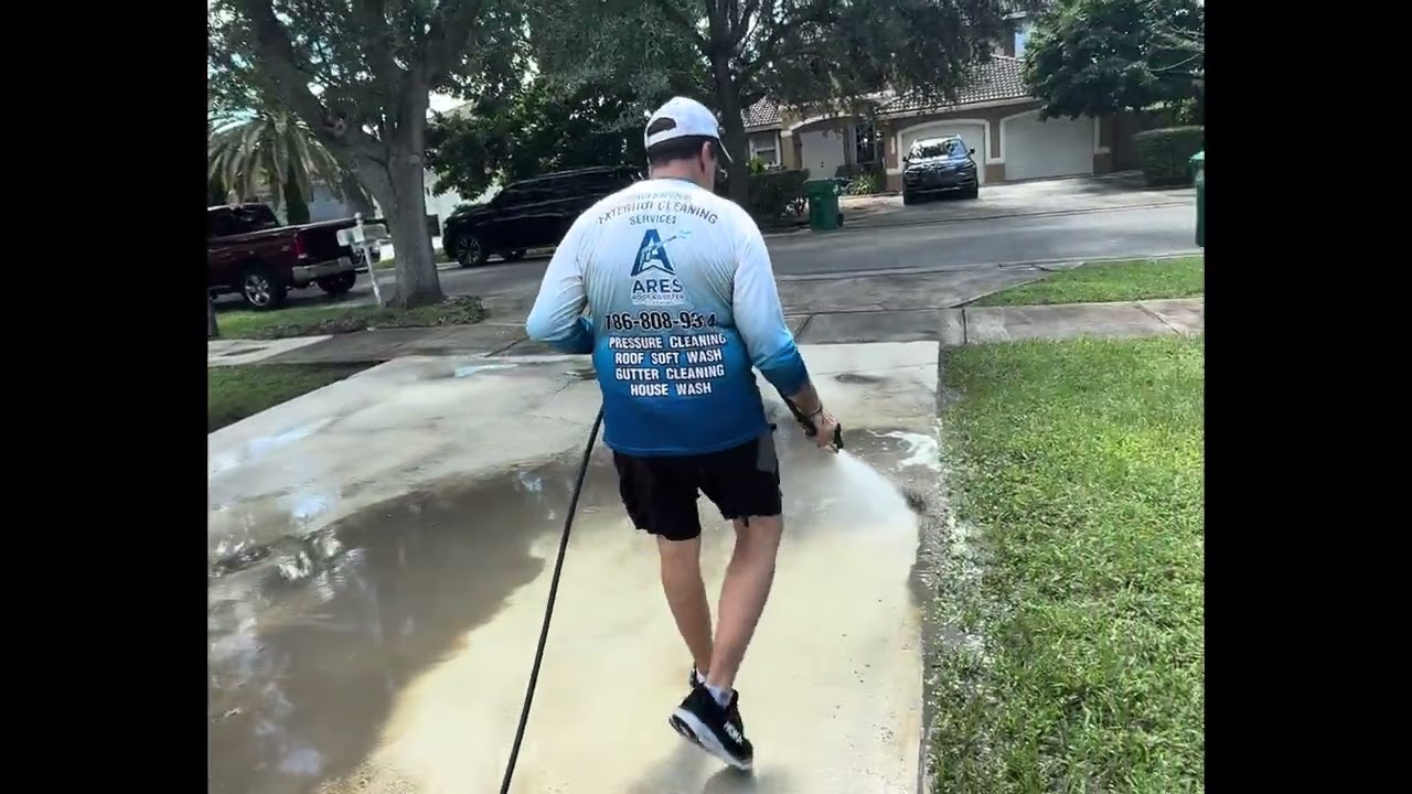 What to expect - Ares Roof & Gutter Cleaning services.