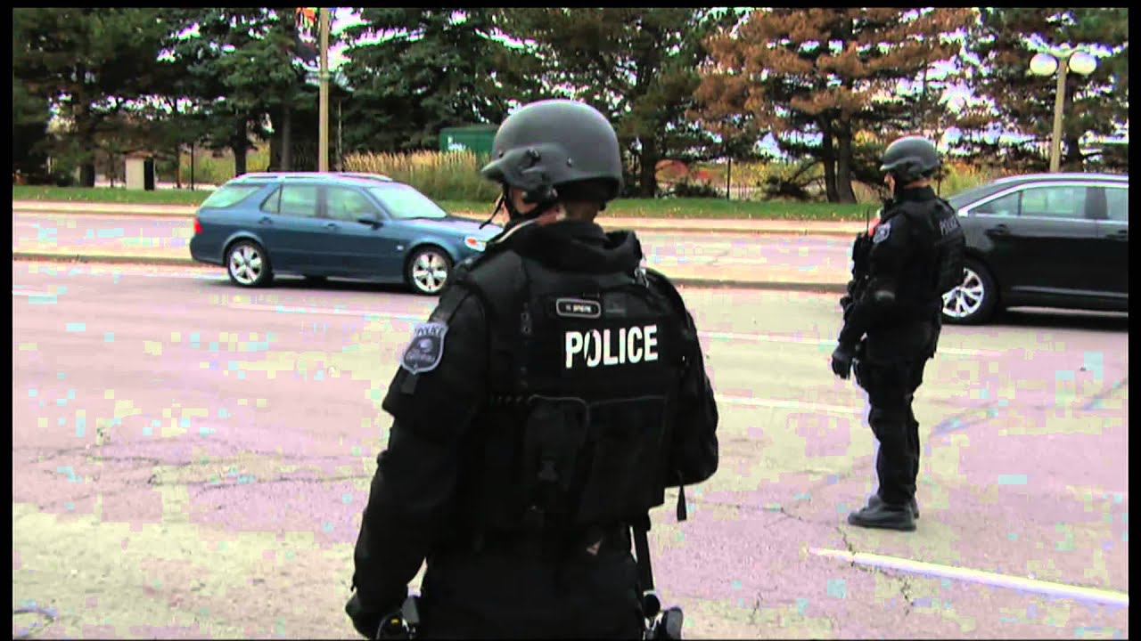 RAW: Ottawa shooting police searches
