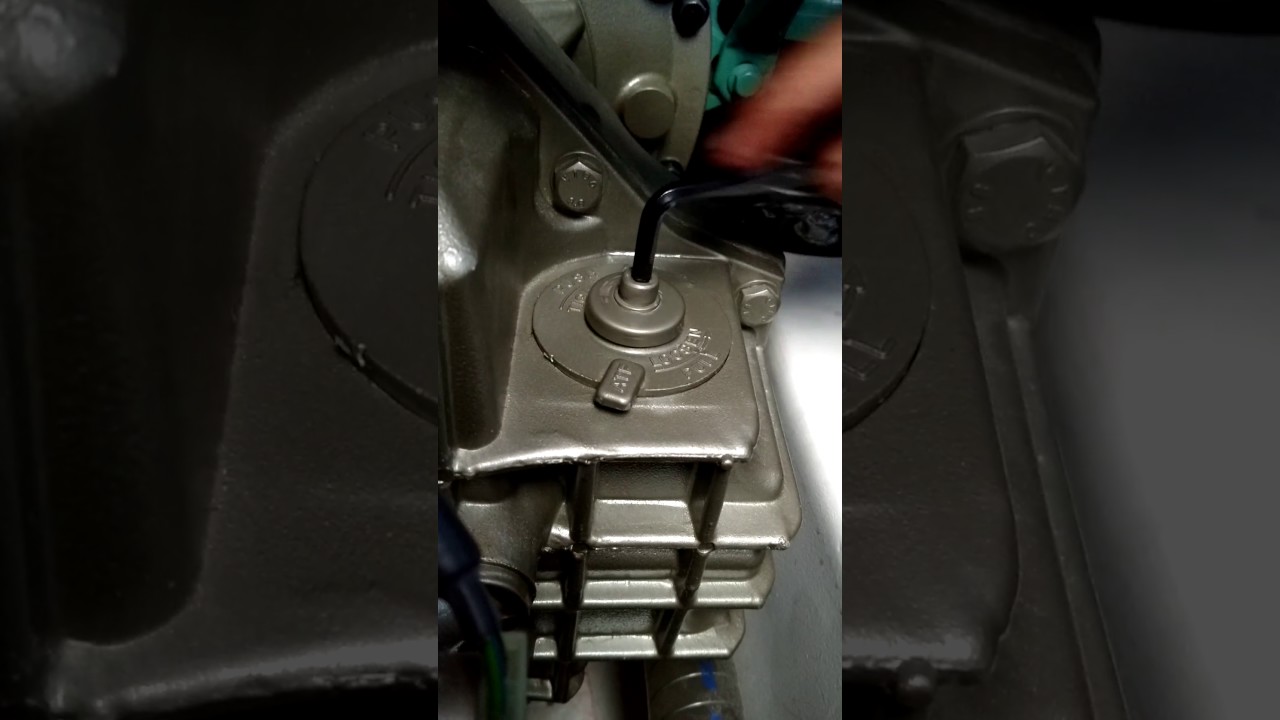 Installing Transmission Filter