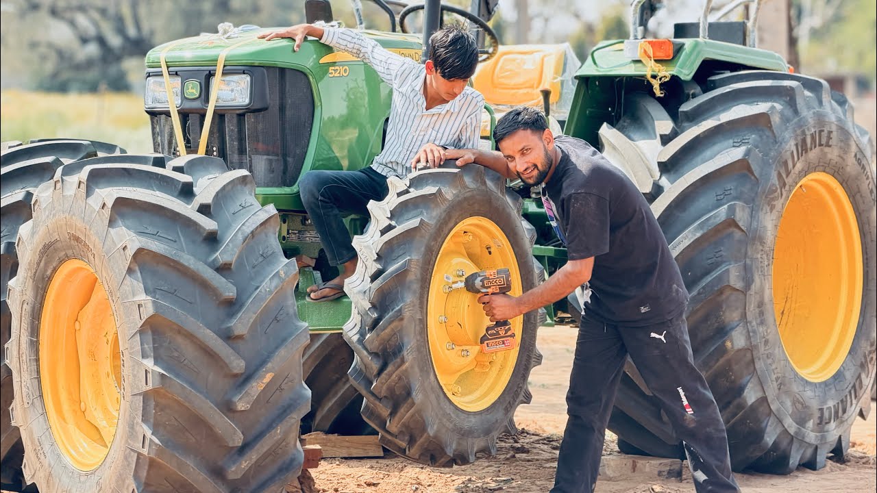 😍finally 🦌John Deere me 710 no.tyre 🛞install kar deye