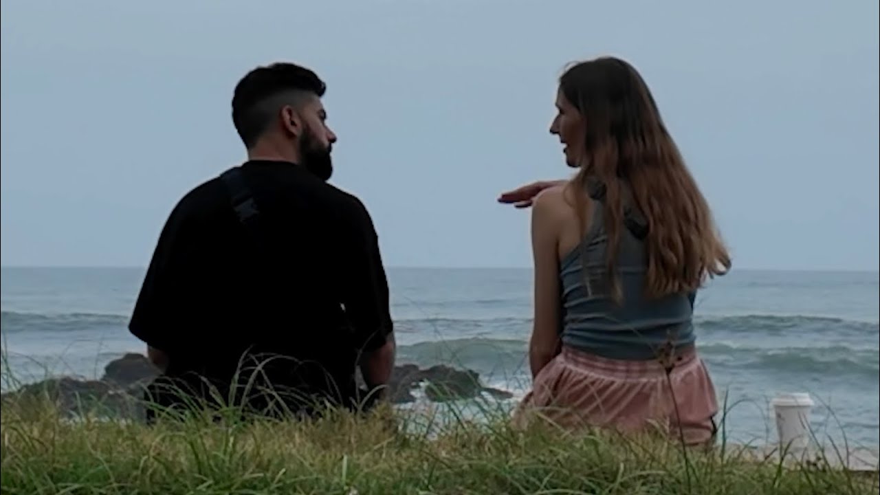 ¿Cómo mostrar interés en una mujer sin ser necesitado?