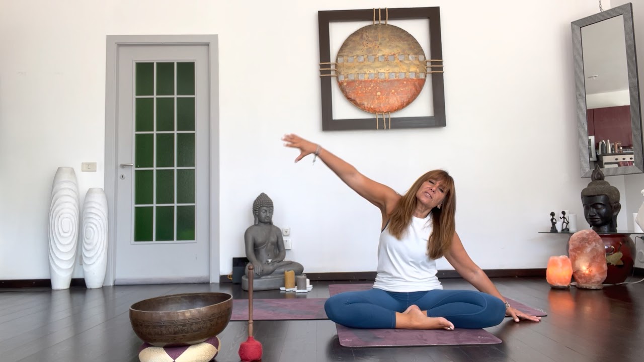 Lezione di Yoga con Francesca Cassia | Odaka Yoga | DECENNIO DEL MARE