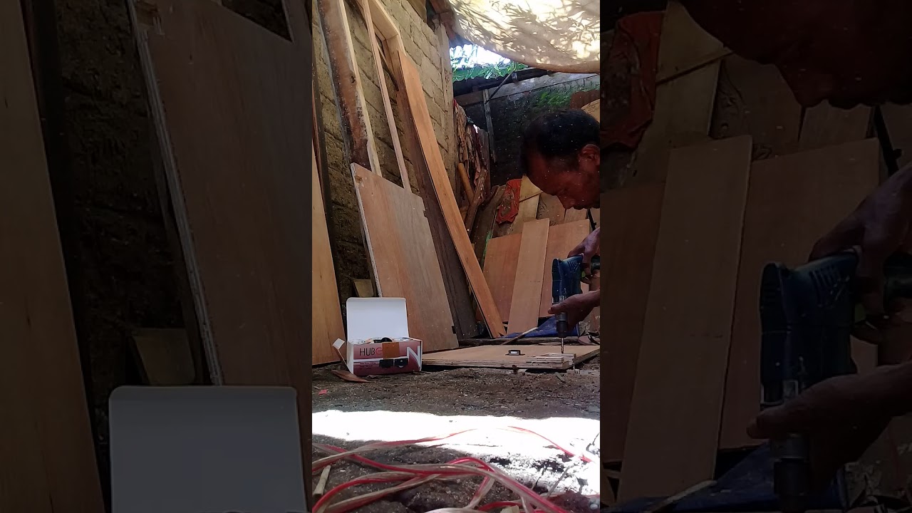 Cara praktis pasang roda pintu almari sliding