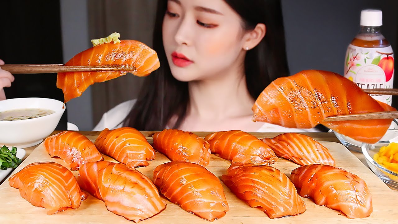 ASMR Домашние суши с гигантским лососем * Лососевая вечеринка MUKBANG
