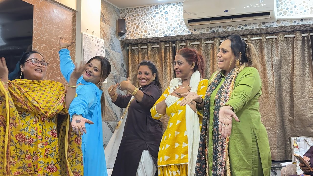 Hum Gae Sairasattani aunty  Ke  ghar 🫶🏻/ humne Kis chiz ka kiye celebration 🤔