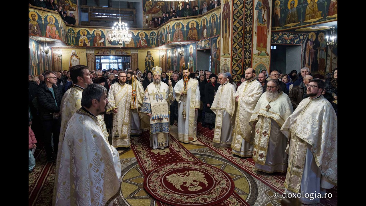 Slujbă arhierească, în Duminica Înfricoșătoarei Judecăți, la Biserica Galata - Iași