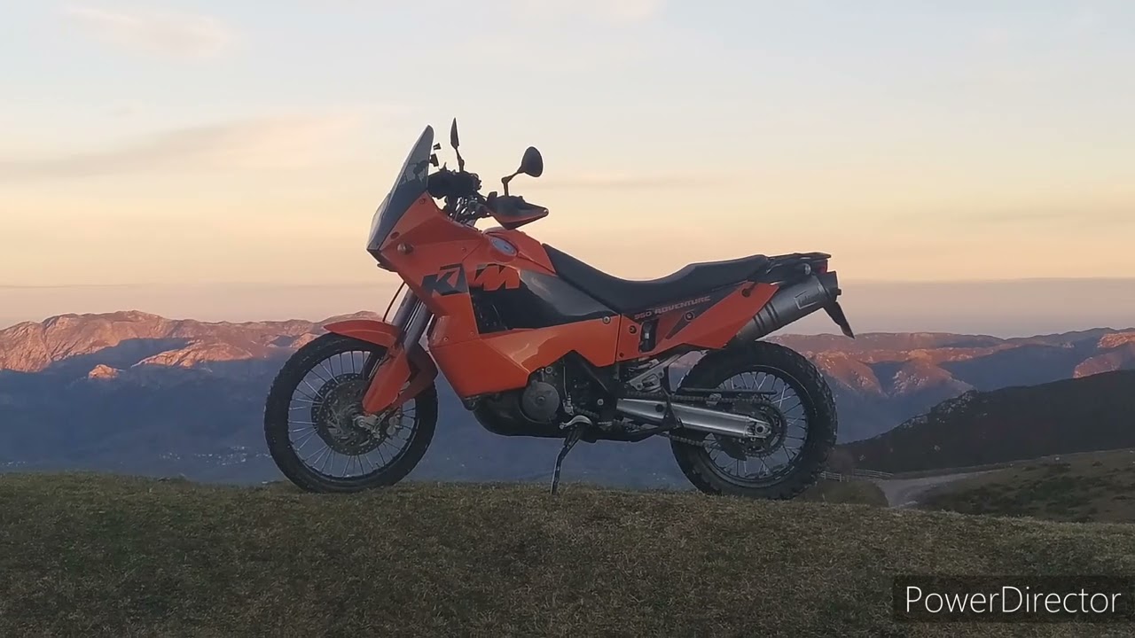 KTM 950 Adventure Ride
