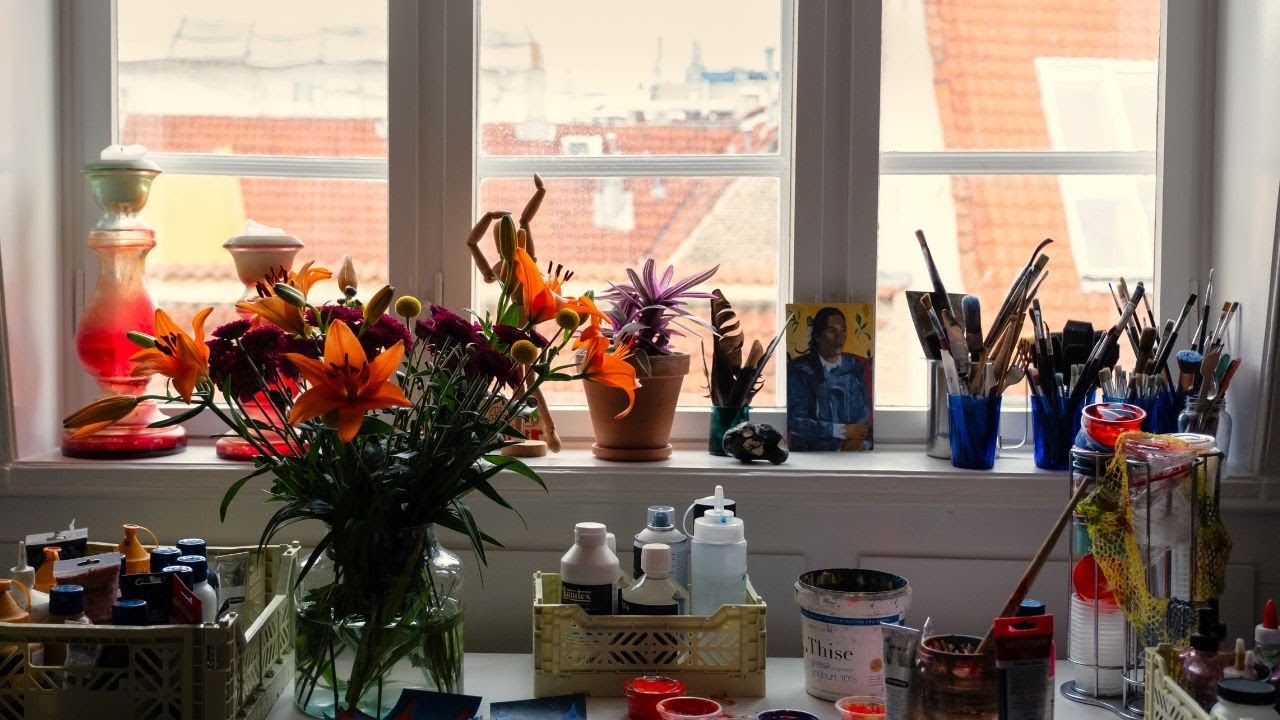 Take a look around my cosy rooftop art studio | Artist Studio Tour