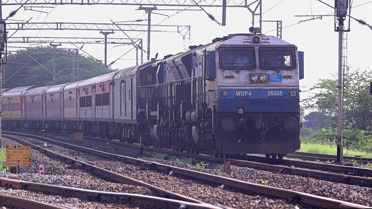 15-in-1 SPEEDING TRAINS IN HUBLI - GADAG SECTION| EMD GT46PAC WDP 4 TWINS SUPREMACY| INDIAN RAILWAYS