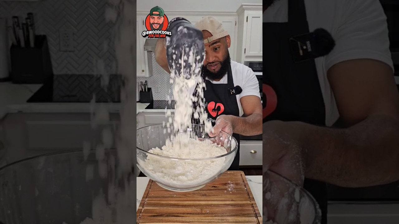 Булочки с корицей без дрожжей за 30 минут! Простой, воздушный и вкусный рецепт! #шорты #десерт