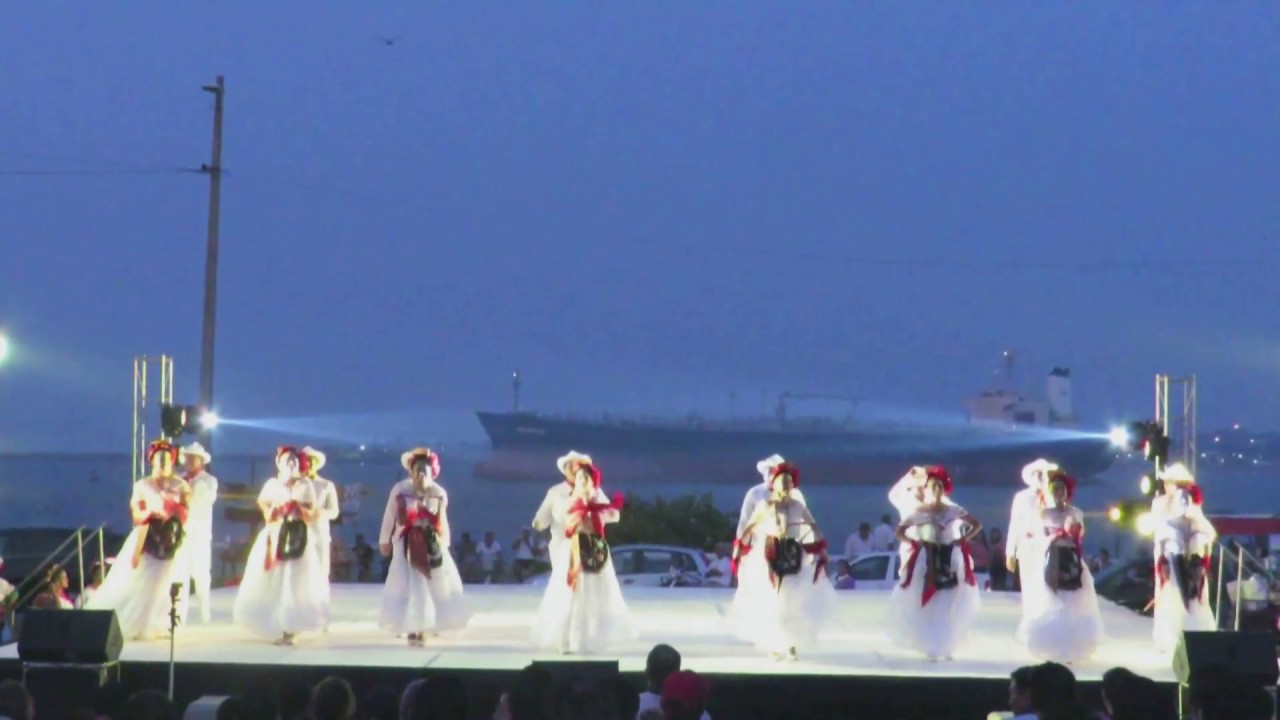 cascabel y zapateado Danzafest 2017 Ballet Folklórico Raíces de Nanchital