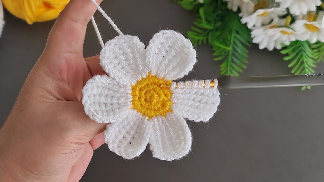 Woww!.. Very easy, very sweet motif flower motif flower motif making. Tunisian crochet