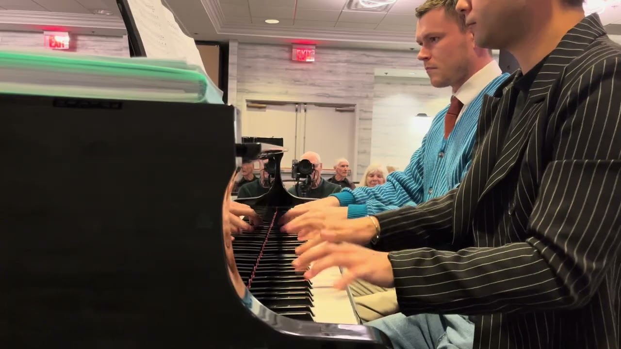 Junk Man Rag (Luckey Roberts, 1913) played by Kevin Gunia and Michael Chisholm