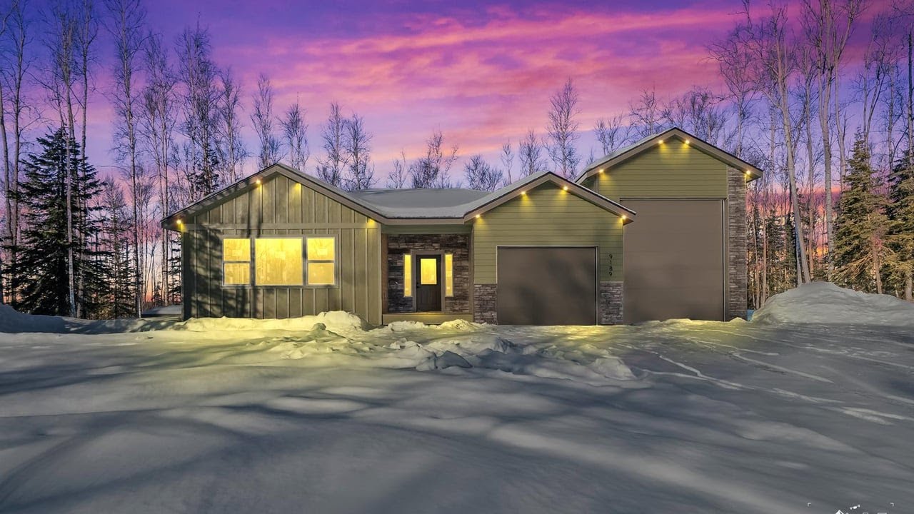 9189 W Angel Dr, Wasilla, AK