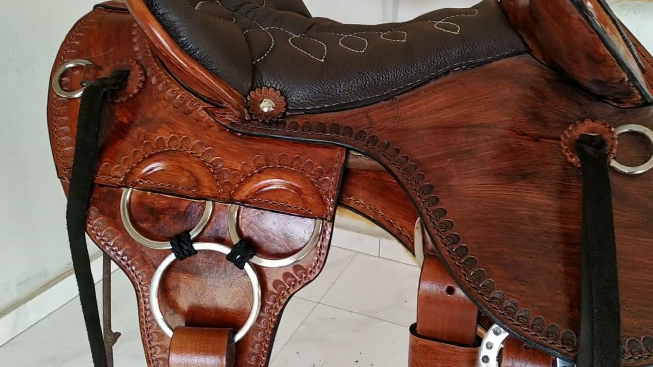 Arreio Cutuca Muladeiro Muares 3 Argolas Costurada Artesanalmente na Cor Madeira