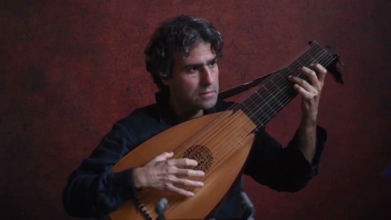 Charles Mouton: Sarabande 'la Mallassis' on baroque lute.