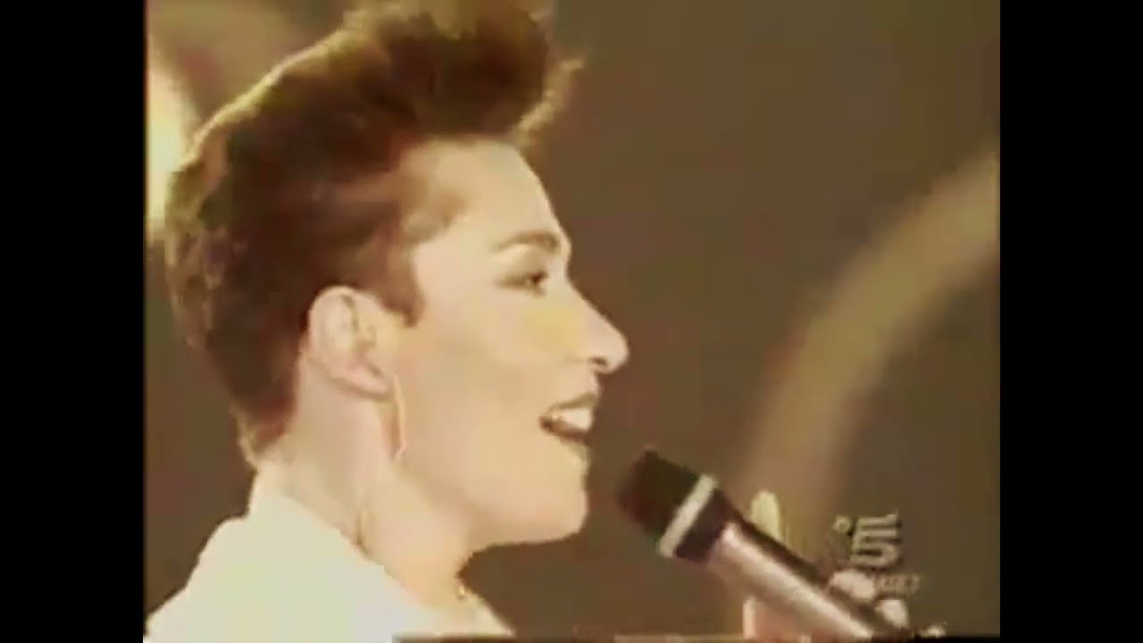 Giuni Russo - Un'estate al mare - Live - La Notte Vola, 2001