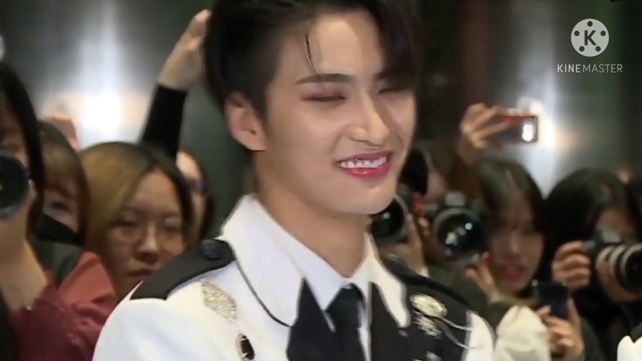 Park Seonghwa - Bleeding Love [ FMV]