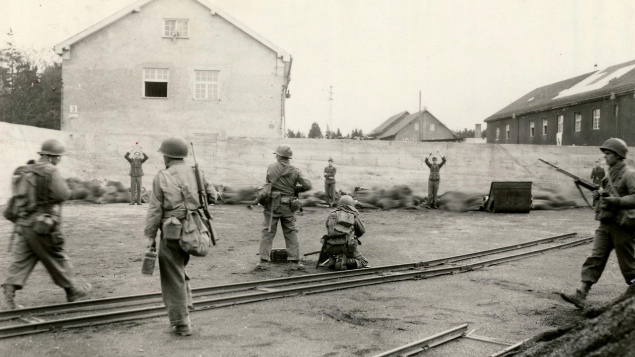 Co se stalo po osvobozen&iacute; Dachau? Pravda, o kter&eacute; se mlčelo