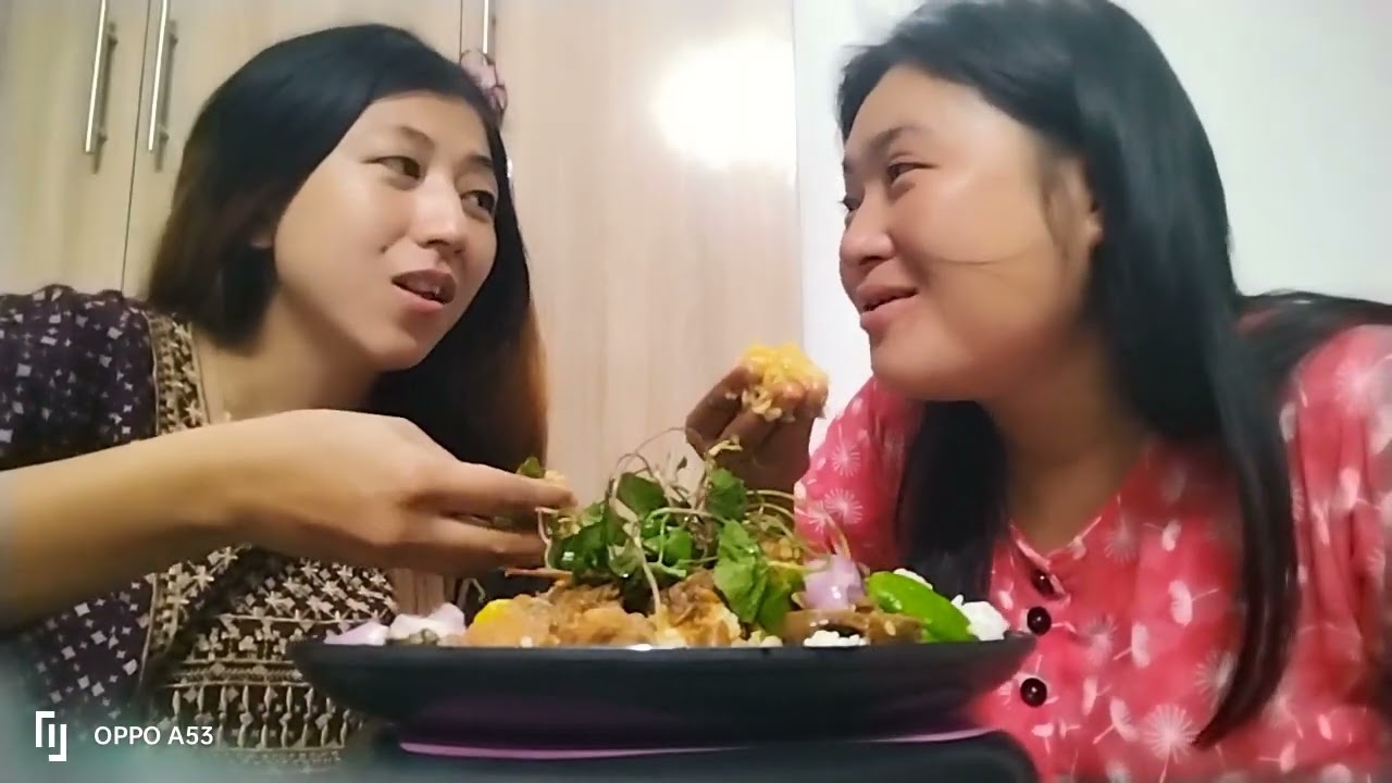 Chicken curry mukbang #wit my friend 