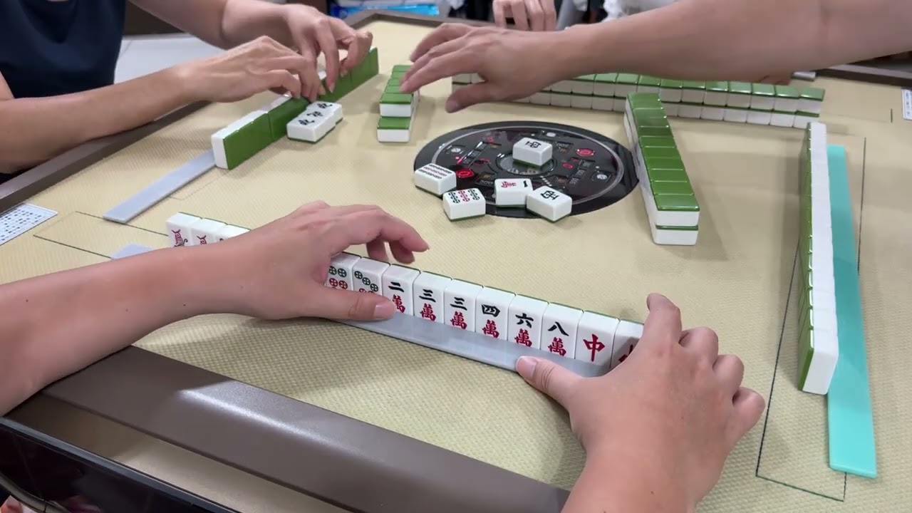 【麻將日常】終於開胡一把 仙姑自摸又阻擋別人自摸
