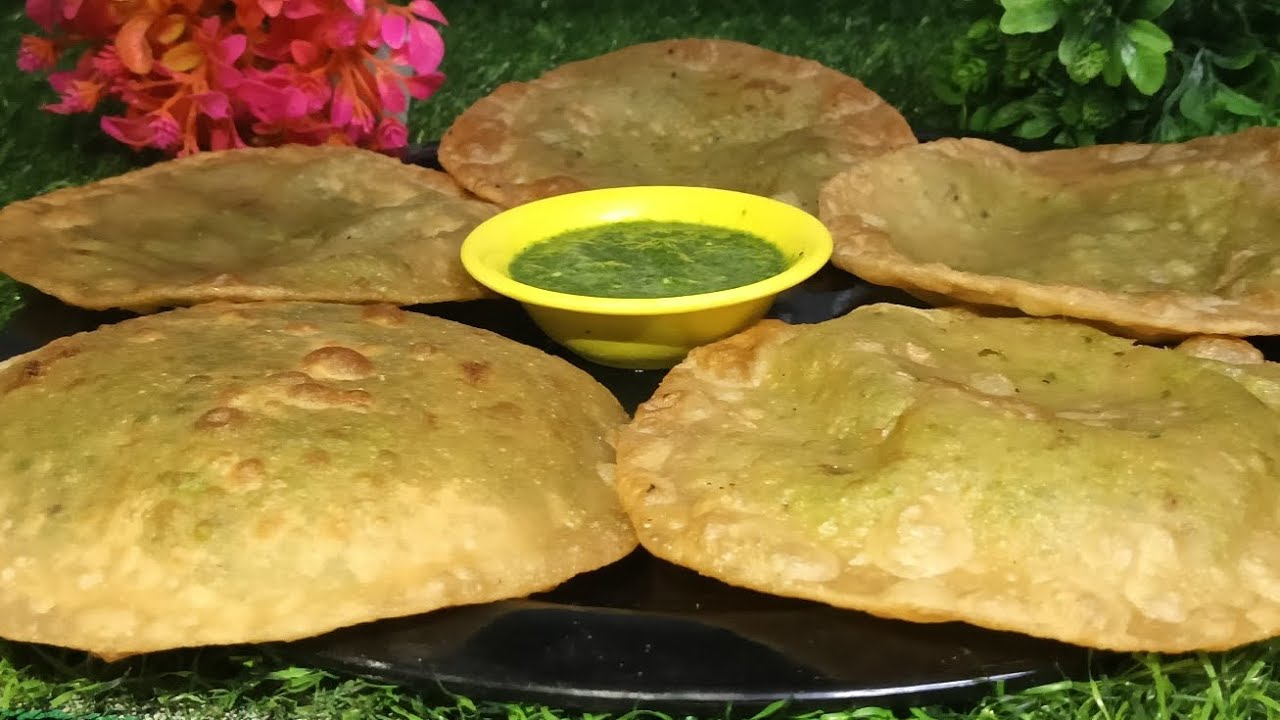 Winter special tasty matar ki puri ki recipe||cook with shama #food#recipe#cooking#trending🤤😋