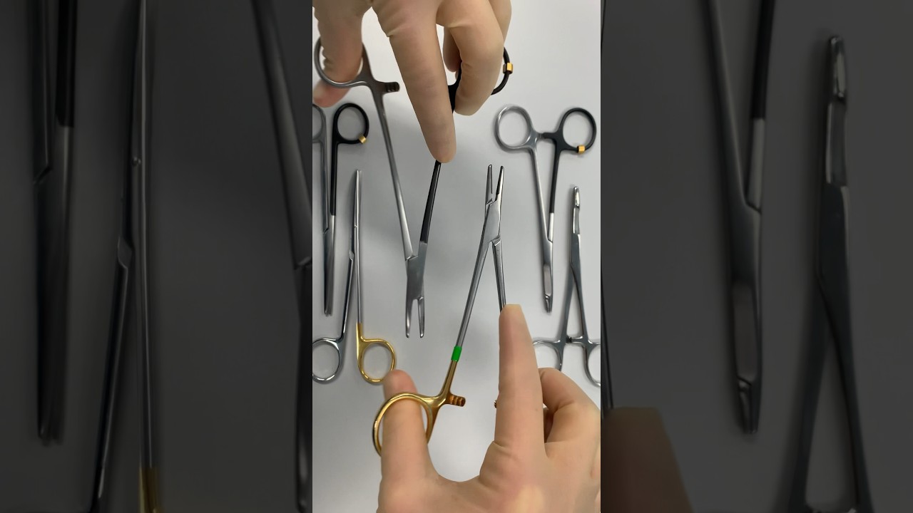 Left-handed surgeon problems 😷🛠️ #lefthanded #surgery #suturing #surgicalskills #surgeon