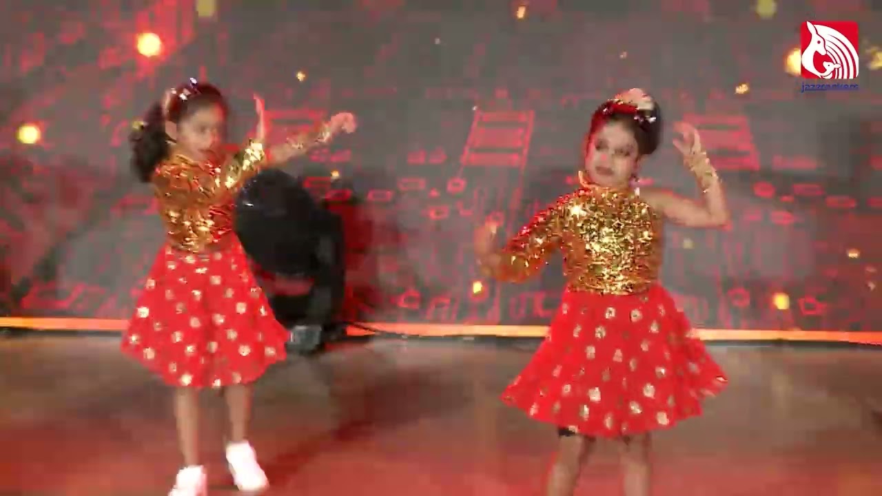 Stage on Fire! | Al Nahda Branch Students Perform kar Gayi Chull