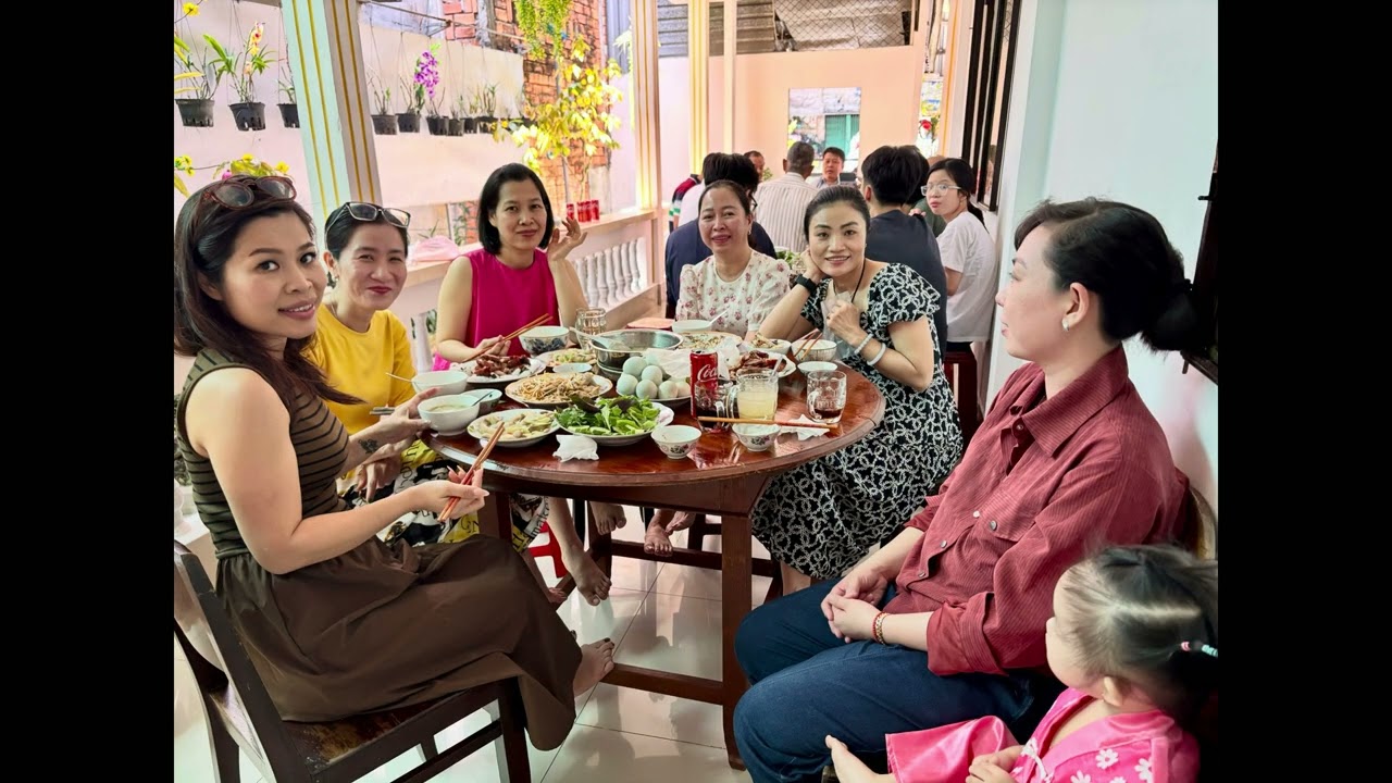 Mùng 2 Tết Bính Ngọ