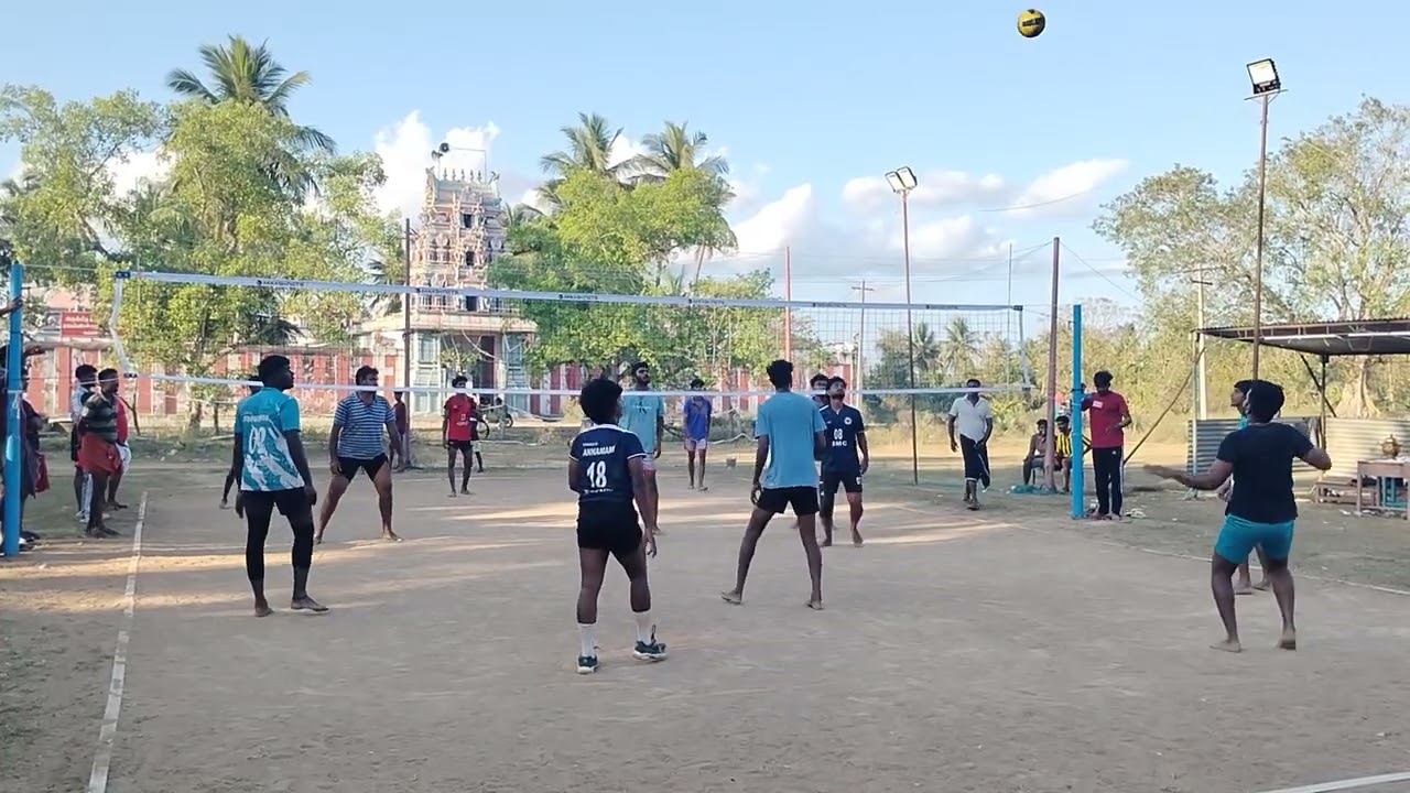 பட்டிக்காடு vs வெண்டாக்கோட்டை #volleyball #viral #cricket #sports #shorts #orathanadu #funny #fun 
