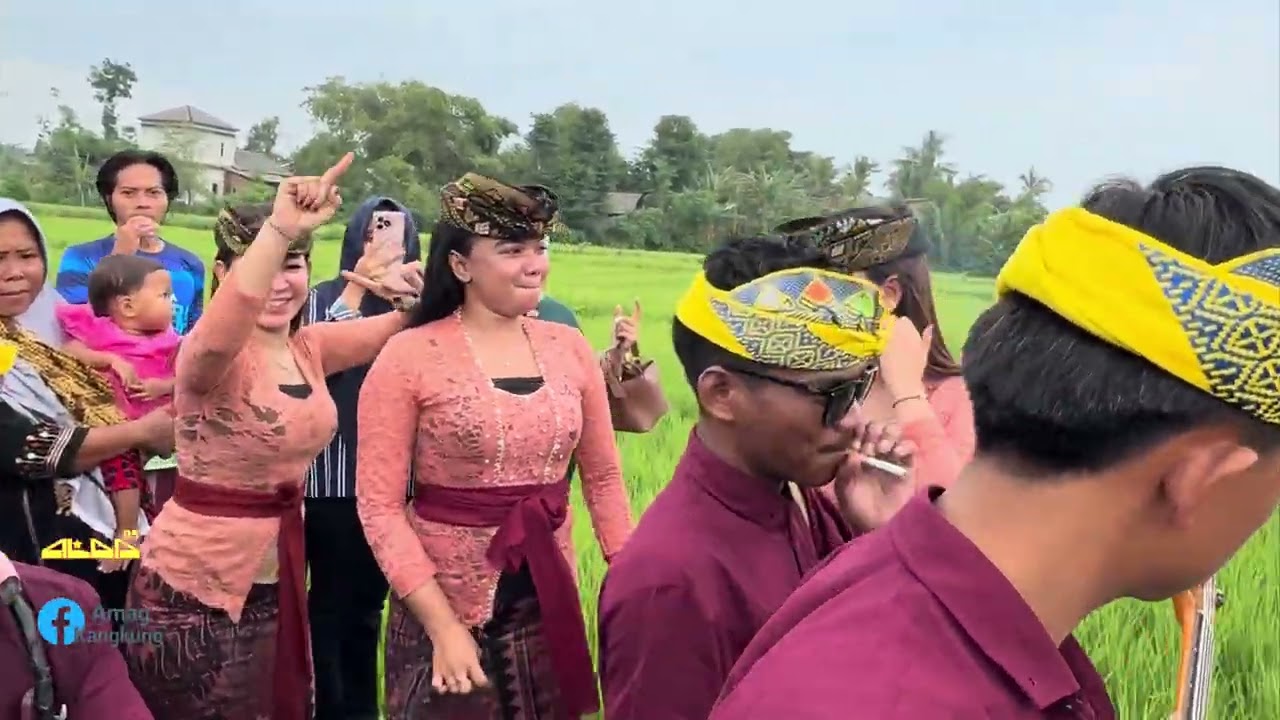 Musik yang mengalir ringan, enak didengar, dan bikin suasana jadi lebih hidup,Bersama Gazali Alba 05