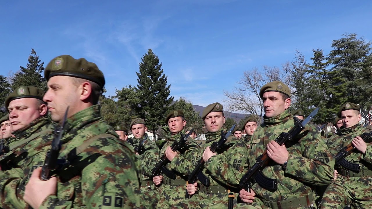 Defile pripadnika 4. brigade Kopnene vojske u Vranju - Dan i krsna slava brigade 2020.