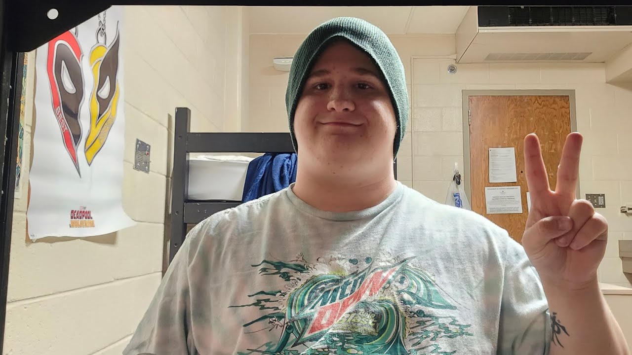 Vlog 149. Arcadin', room decorations, mini pyramid 