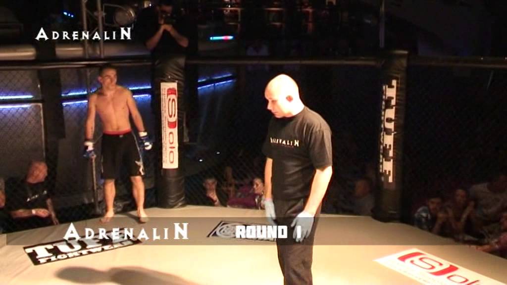 Adrenalin FC -Breaking Point:Craig Rooney V Danny Saunders
