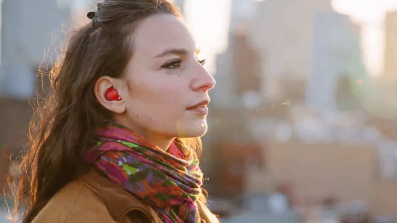 Waverly Labs Pilot is an earpiece which translates between languages.
