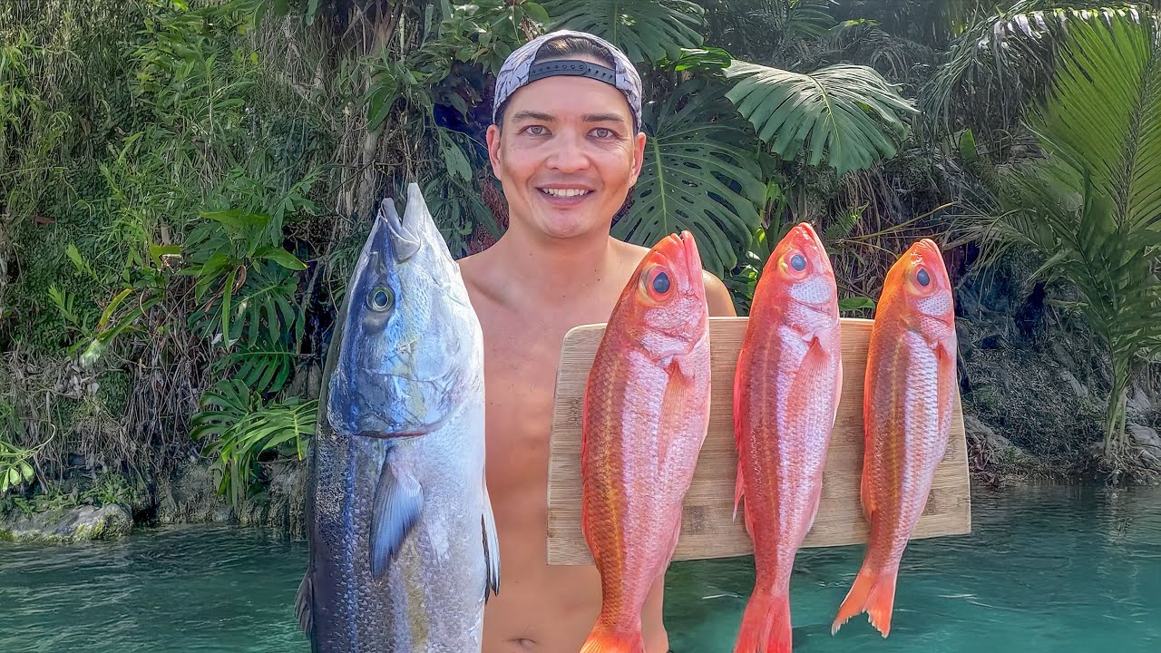 Bottom Fishing 1,000 Feet Deep in Hawaii