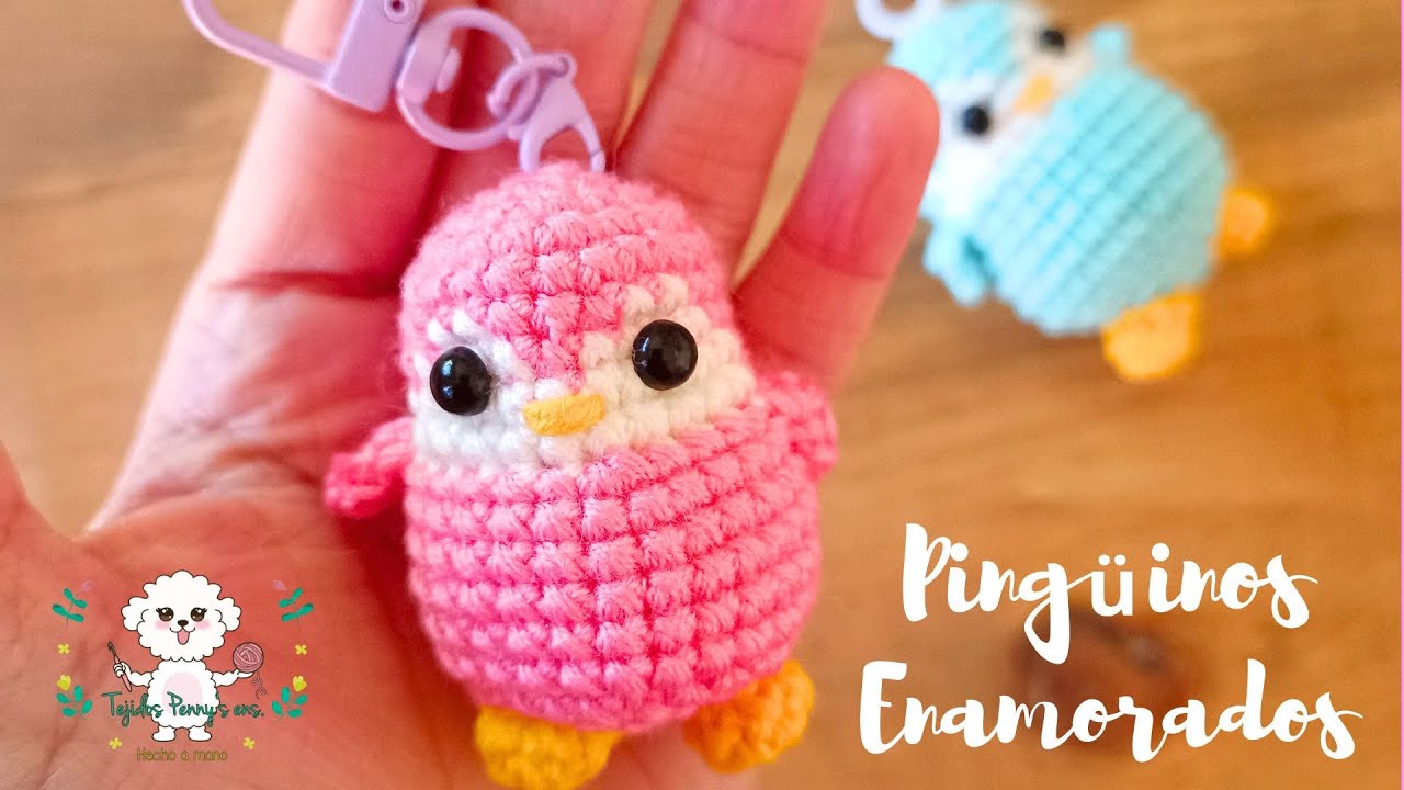 Cal: San Valentin 🐧💘| Pingüinos Enamorados amigurumi llavero a crochet | Tejidos Penny's ens.