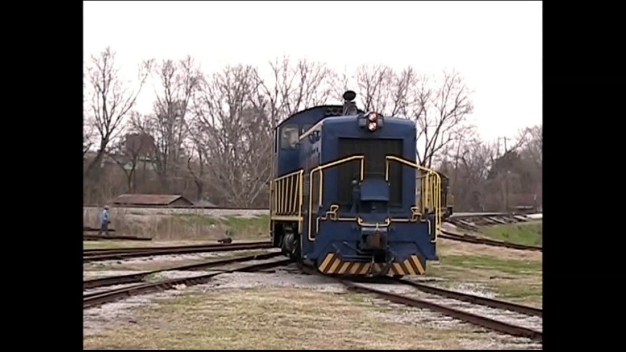 Heart of Dixie Railroad Museum EMD SW-8 2019 & 2020 switching cars, 2005